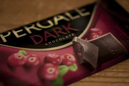 PERGALE DARK CHOCOLATE Cranberry